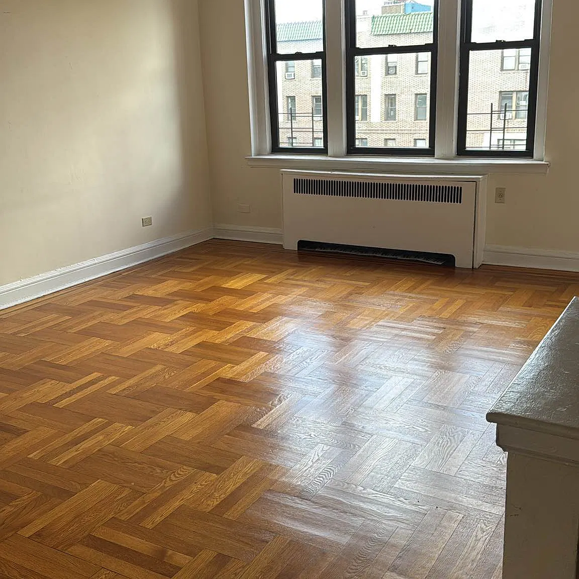 83-14 Lefferts Boulevard — Photo 1