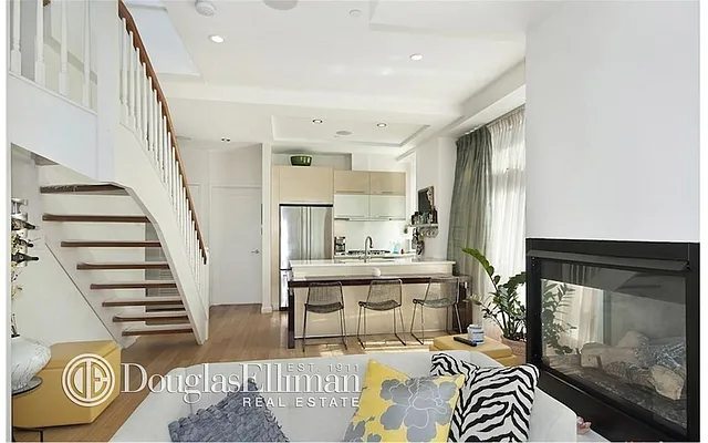 Rented by Douglas Elliman | media 17