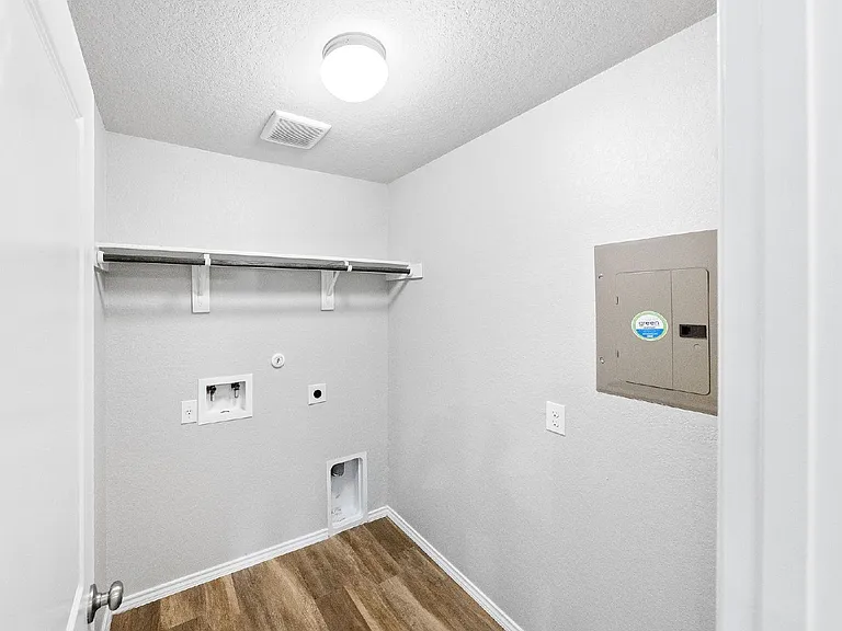 8417 Lamus Wheel — Photo 22