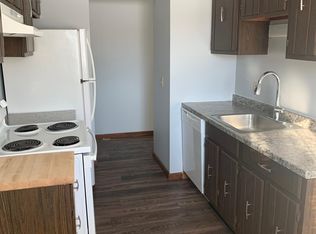 13 Tudor Ln #4, Lockport, NY 14094