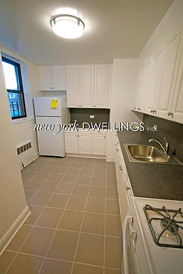 Rented by New York Dwellings LLC | media 39