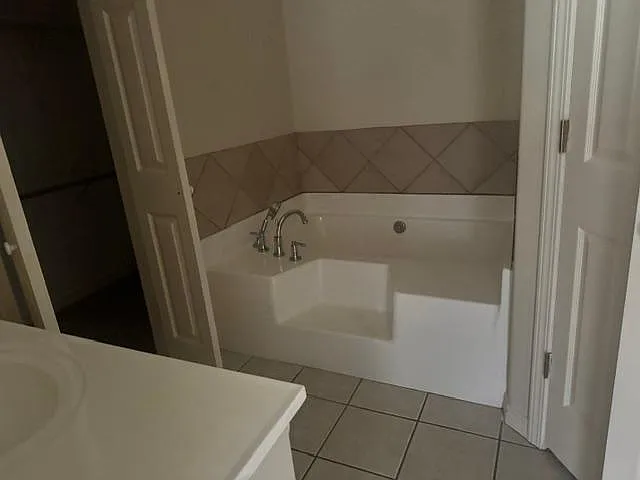 21 Stephens Ln — Photo 15
