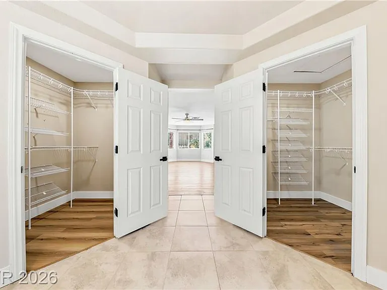 2551 Williamsburg St — Photo 48