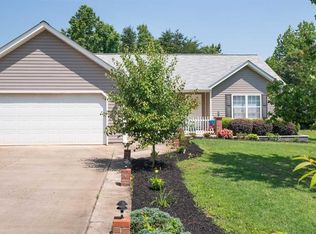 502 Bengal Ct, Greer, SC 29651