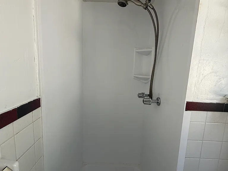 260 E 235th St #1 — Photo 1