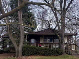 909 E Jefferson St, Washington, IL 61571