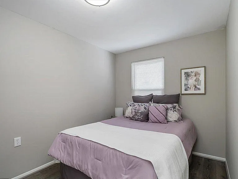 1212 Valley St — Photo 24