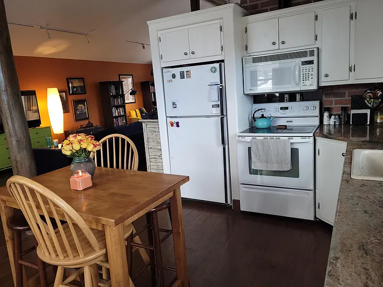 434 E Saint Vrain St #UP — Photo 24
