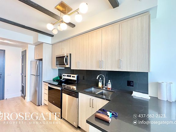 3rd image of 145 Columbia St W #1901