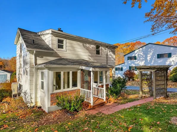 359 Canaan Ave, Kentville, NS B4N 0J9