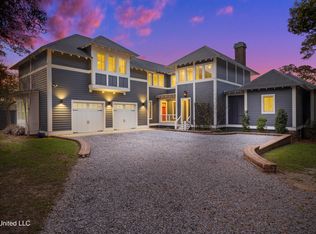 1235 Vermont Ave, Ocean Springs, MS 39564