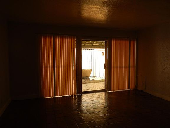 4th image of 13406 Blossomheath Ln