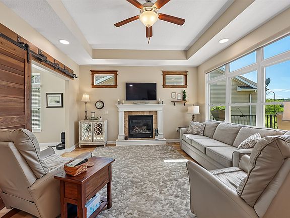 3rd image of 3008 SW Westview Ln