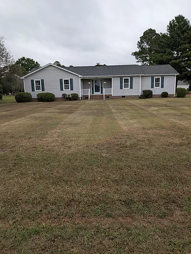983 Spring Bank Rd Photo 1