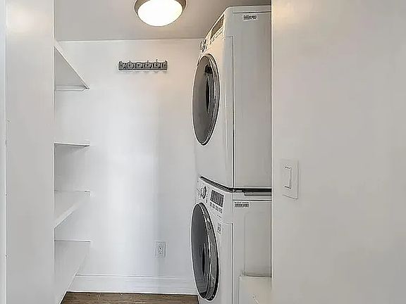3rd image of 1459 30th Ave #203