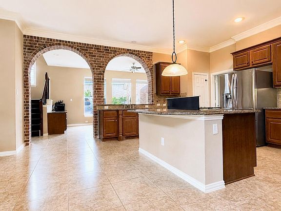 4th image of 4514 Village Forest Dr