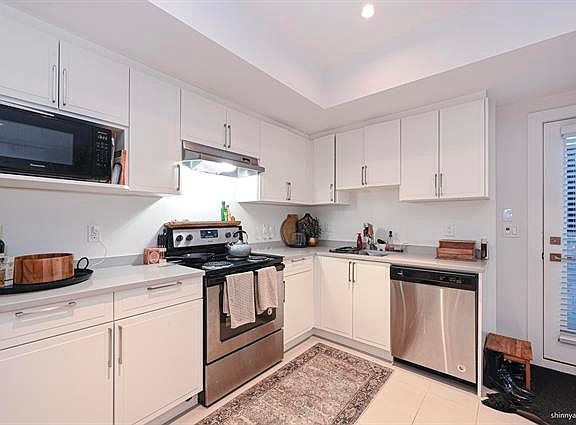 2nd image of 16706 17a Ave #Basement