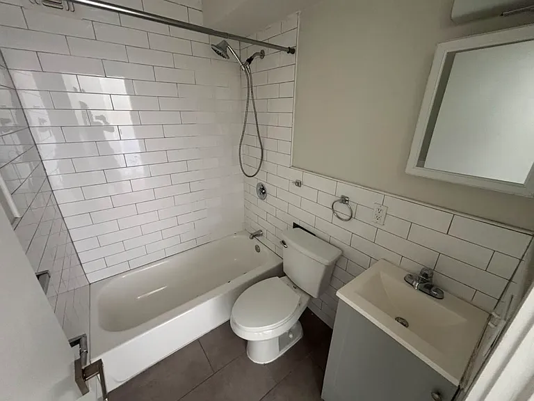 2505 John F Kennedy Blvd #516E — Photo 6