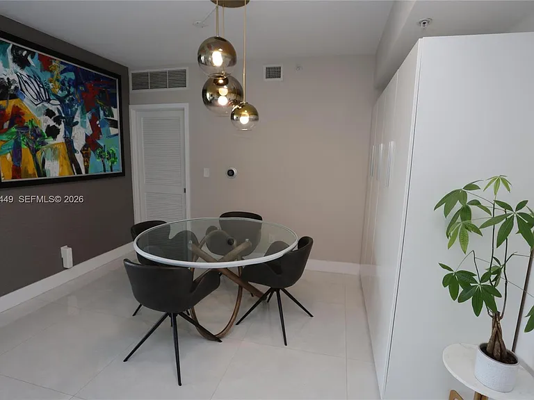 325 Biscayne Blvd #1822 — Photo 12