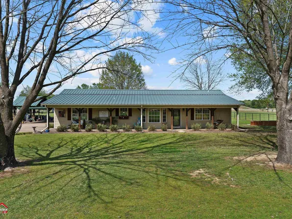 1213 County Road 182 E, Overton, TX 75684