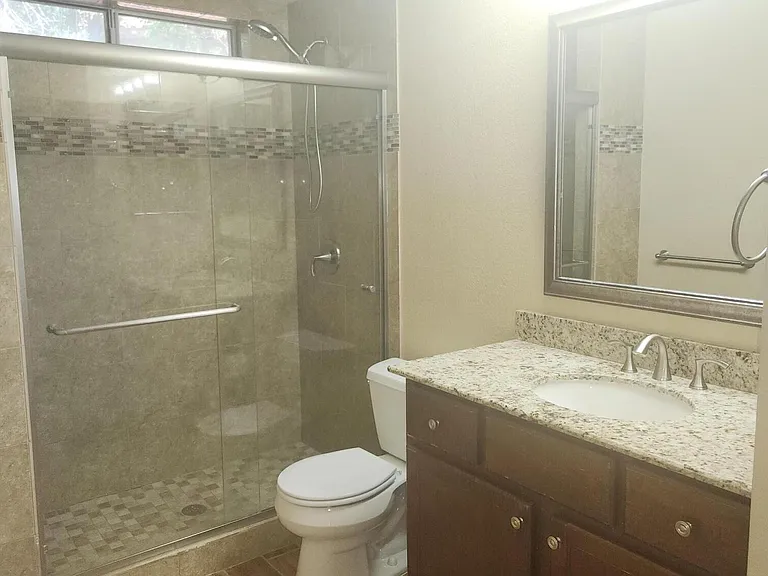 1683 W Carla Vista Dr — Photo 9