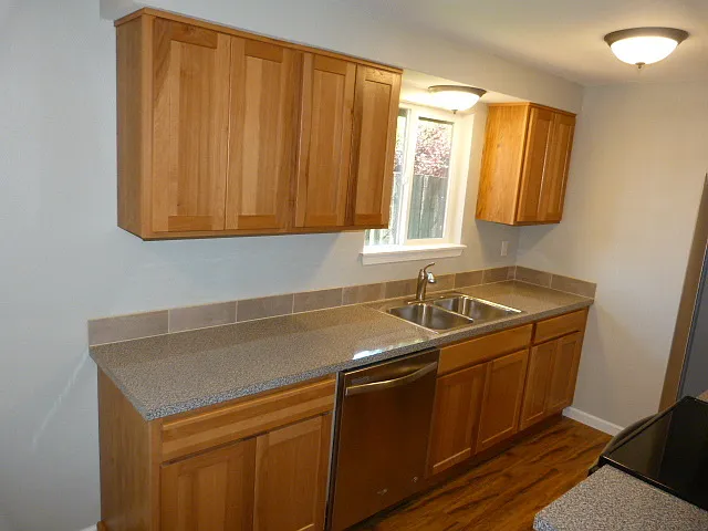 1619 S E St — Photo 13