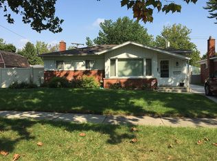 24640 Chernick St, Taylor, MI 48180
