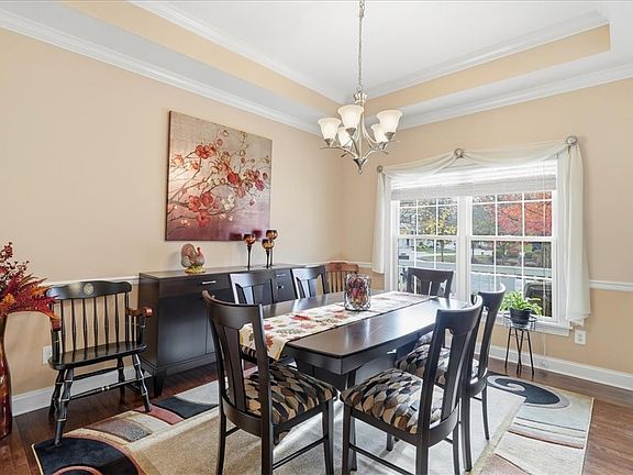 5th image of 1301 Shinnecock Ct