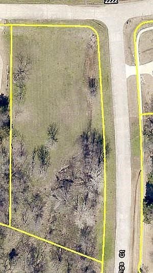 1st image of 2202 Mountain Lakes Dr
