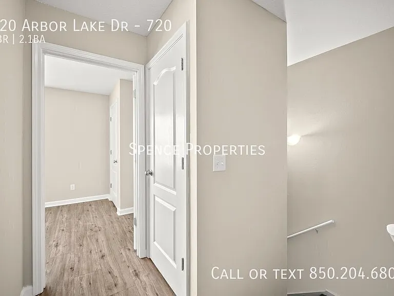 720 Arbor Lake Dr #720 — Photo 22