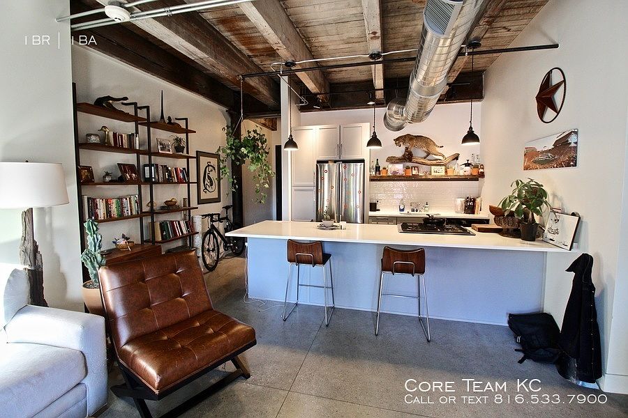 1st image of 1513 Walnut St #303