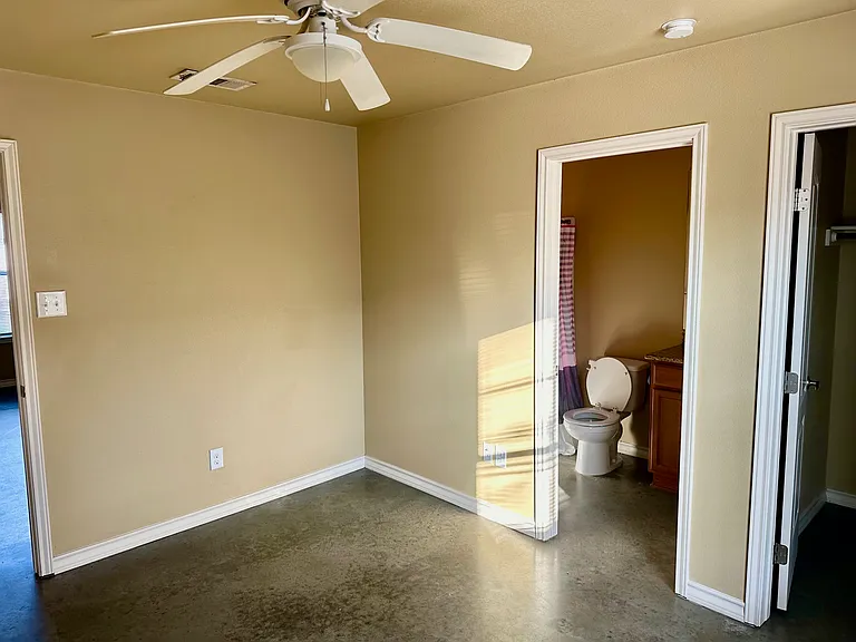 1400 Clyde St #B — Photo 12
