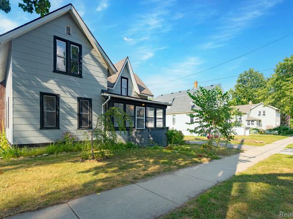 204 Oakland St