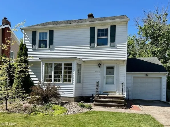 36 Levan Dr, Painesville, OH 44077