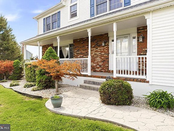 3rd image of 25446 Mount Pleasant Rd