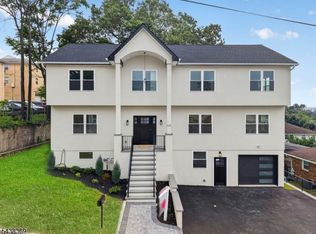 125 Cedarhurst Ave, Woodland Park, NJ 07424