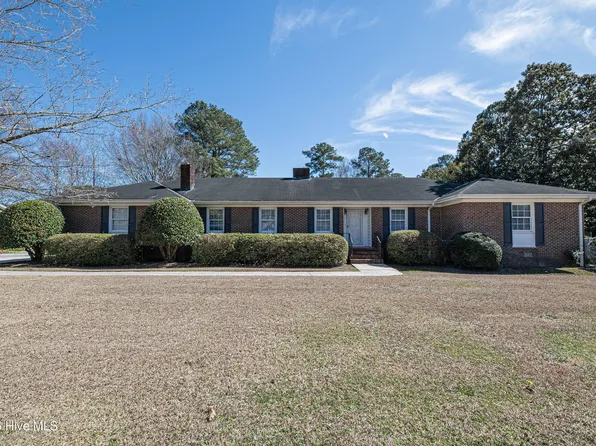 411 Oxford Road, Greenville, NC 27858