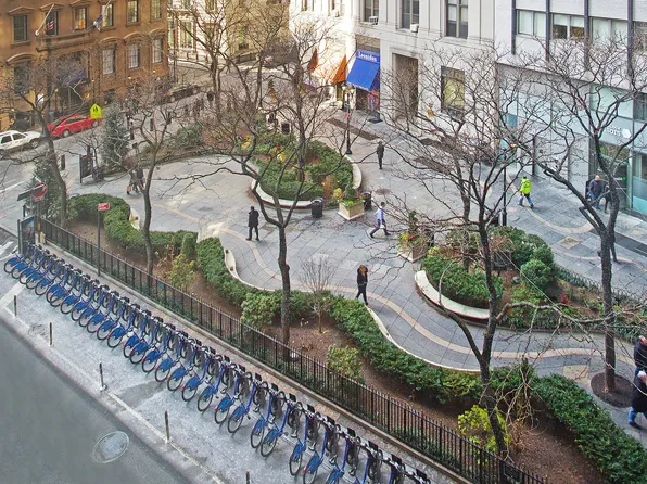 3 Hanover Square 21C image 18 of 18