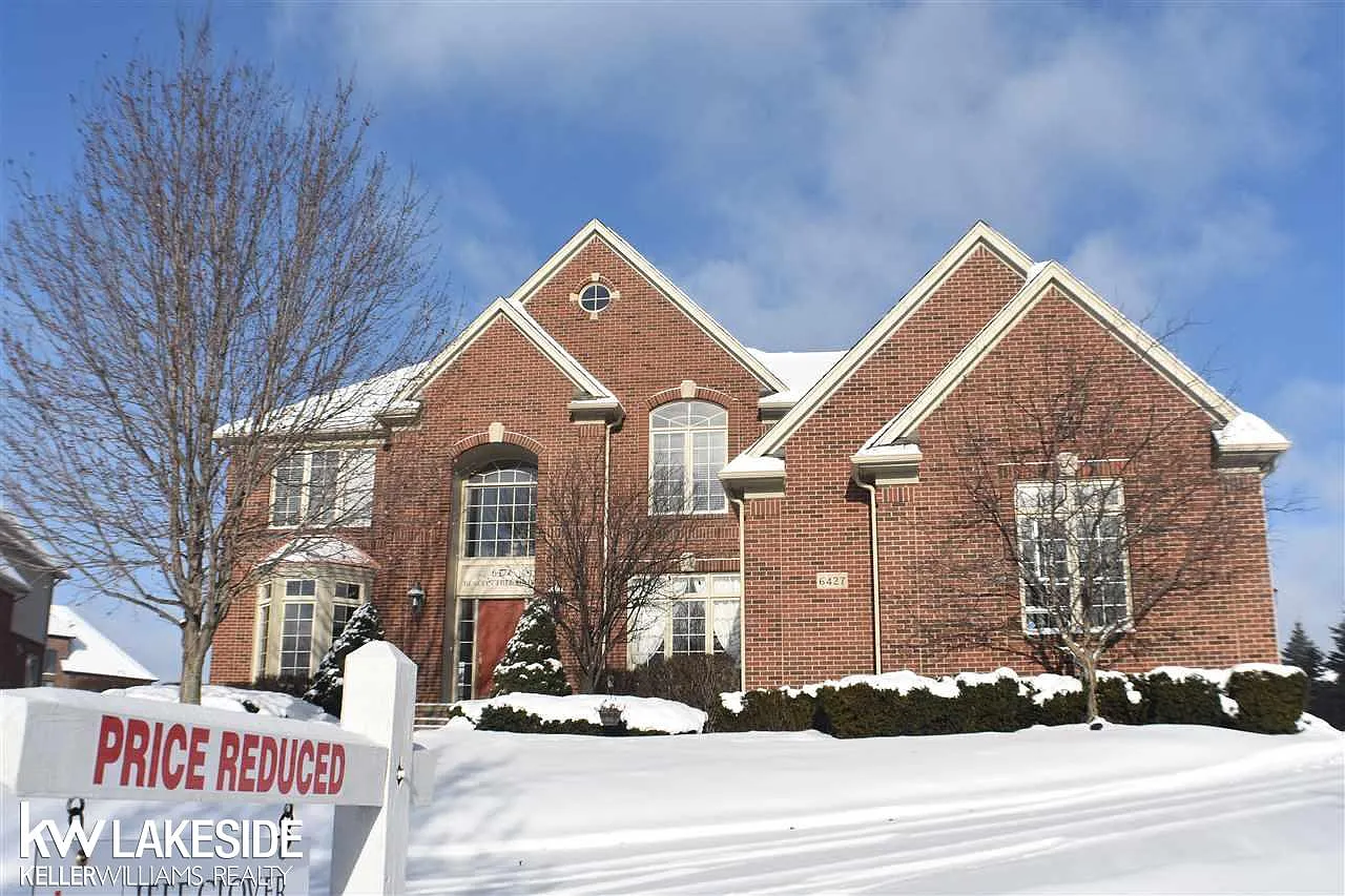 6427 Beacon Hl photo 1