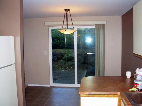 1137 N Vassault St #1141, Tacoma, WA 98406