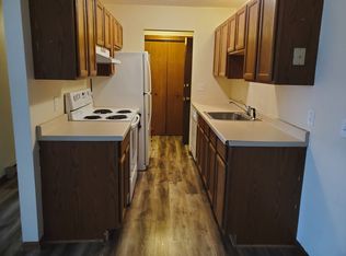Experience Luxurious Living in the Heart of Kenwood, Baxter - Spacious Apartment, Baxter, MN 56425