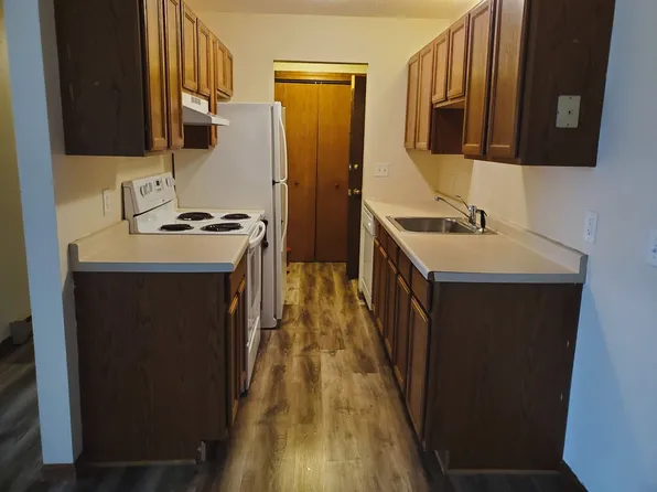 Experience Luxurious Living in the Heart of Kenwood, Baxter - Spacious Apartment