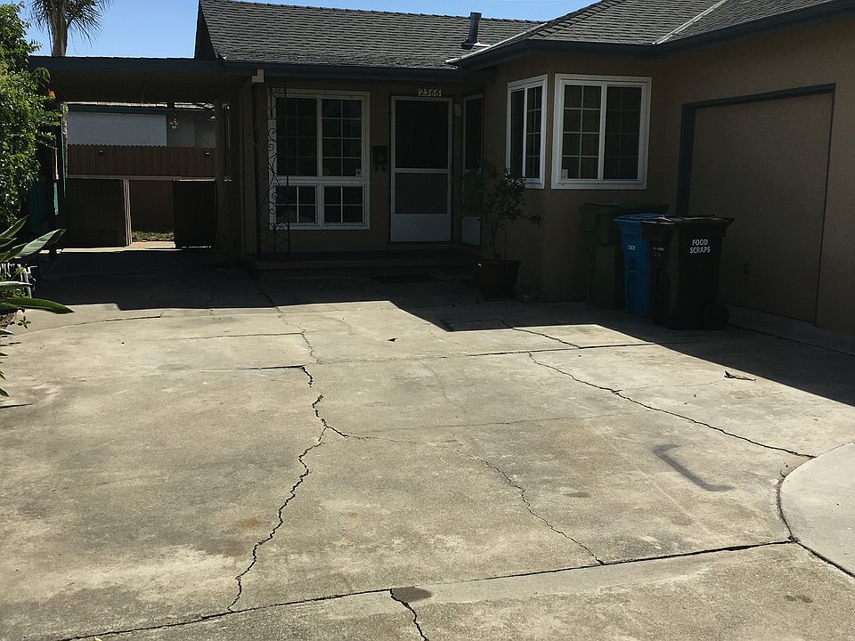 2nd image of 2366 Patricia Dr