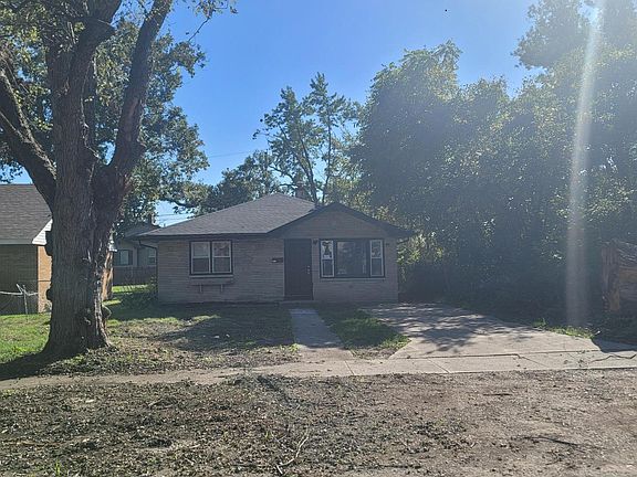 2nd image of 631 E 46th Ave
