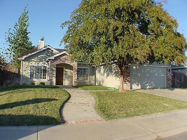 1st image of 2033 Pebble Beach Dr