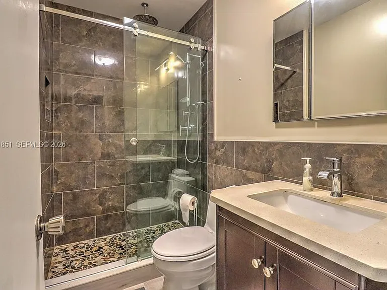 5840 NE 22nd Way #728 — Photo 13