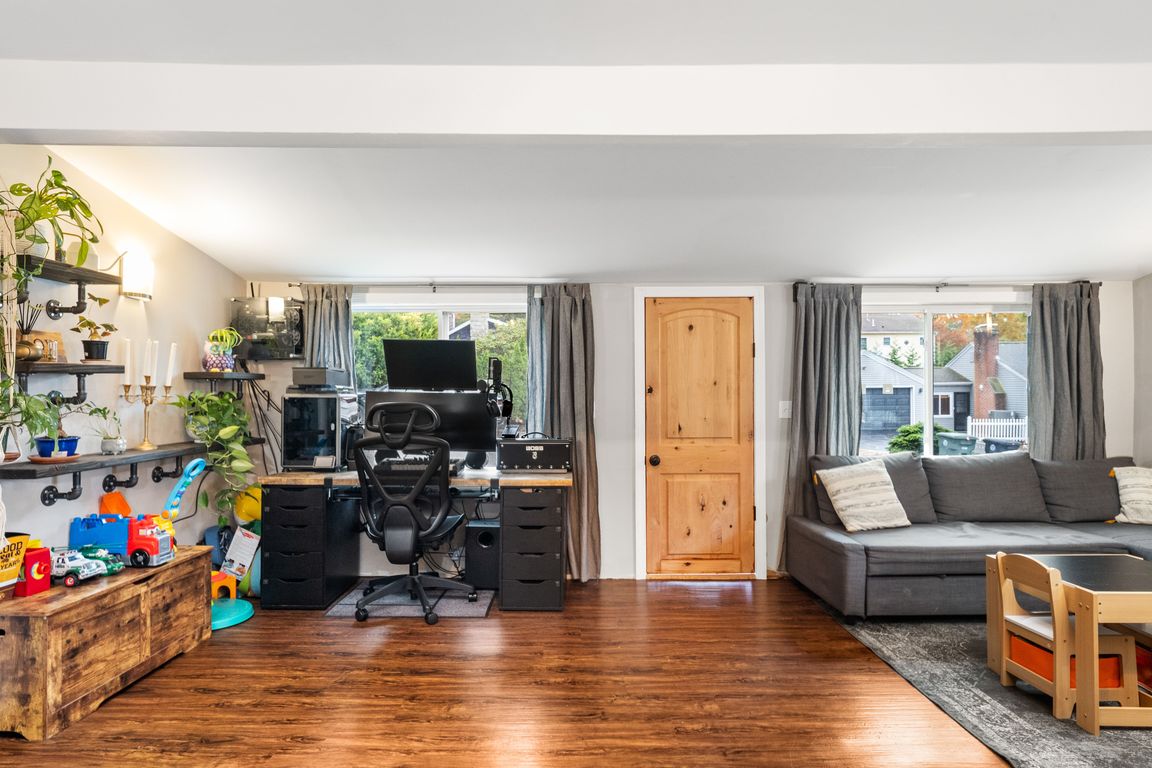 next background image