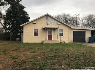 1003 Anna Dr, Pleasanton, TX 78064