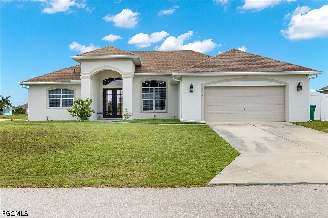 3 bed, 2.0 bath, 2009 sqft, $4,570 — Photo 3