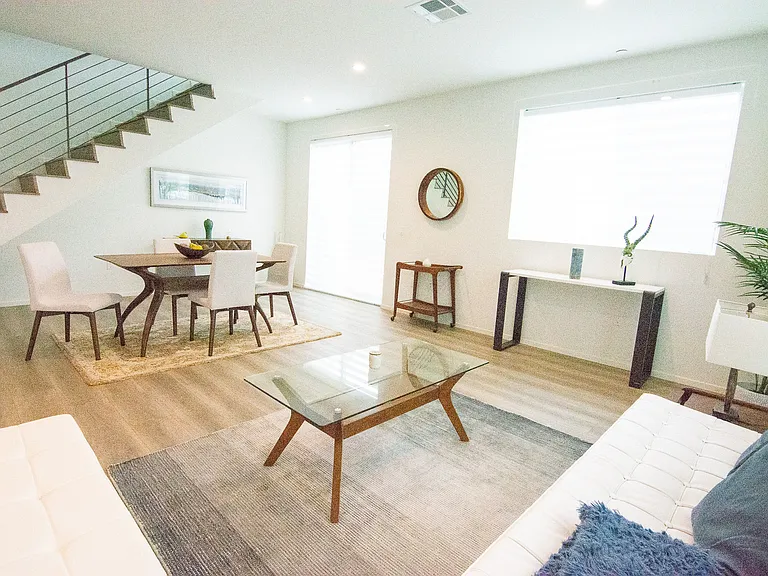 2006 S Corning St #3 — Photo 8